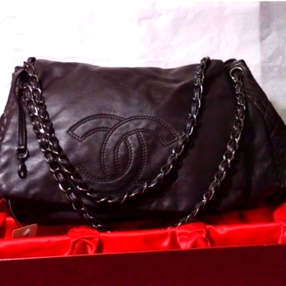Chanel Chocolate Cartera Quilted Sides Butter Soft Leather Adjustable Chain - Picture 8 of 16